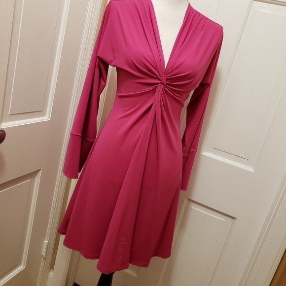 Moda International Women's Pink V-Neck Long Sleeve A-Line Pleated Dress … - Picture 8 of 12